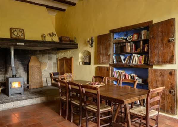 Hospederia Virgen De La Fuente Hotell Peñarroya de Tastavins Exteriör bild