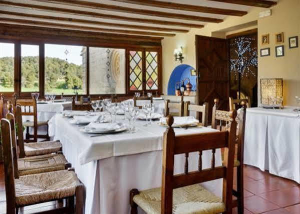 Hospederia Virgen De La Fuente Hotell Peñarroya de Tastavins Exteriör bild